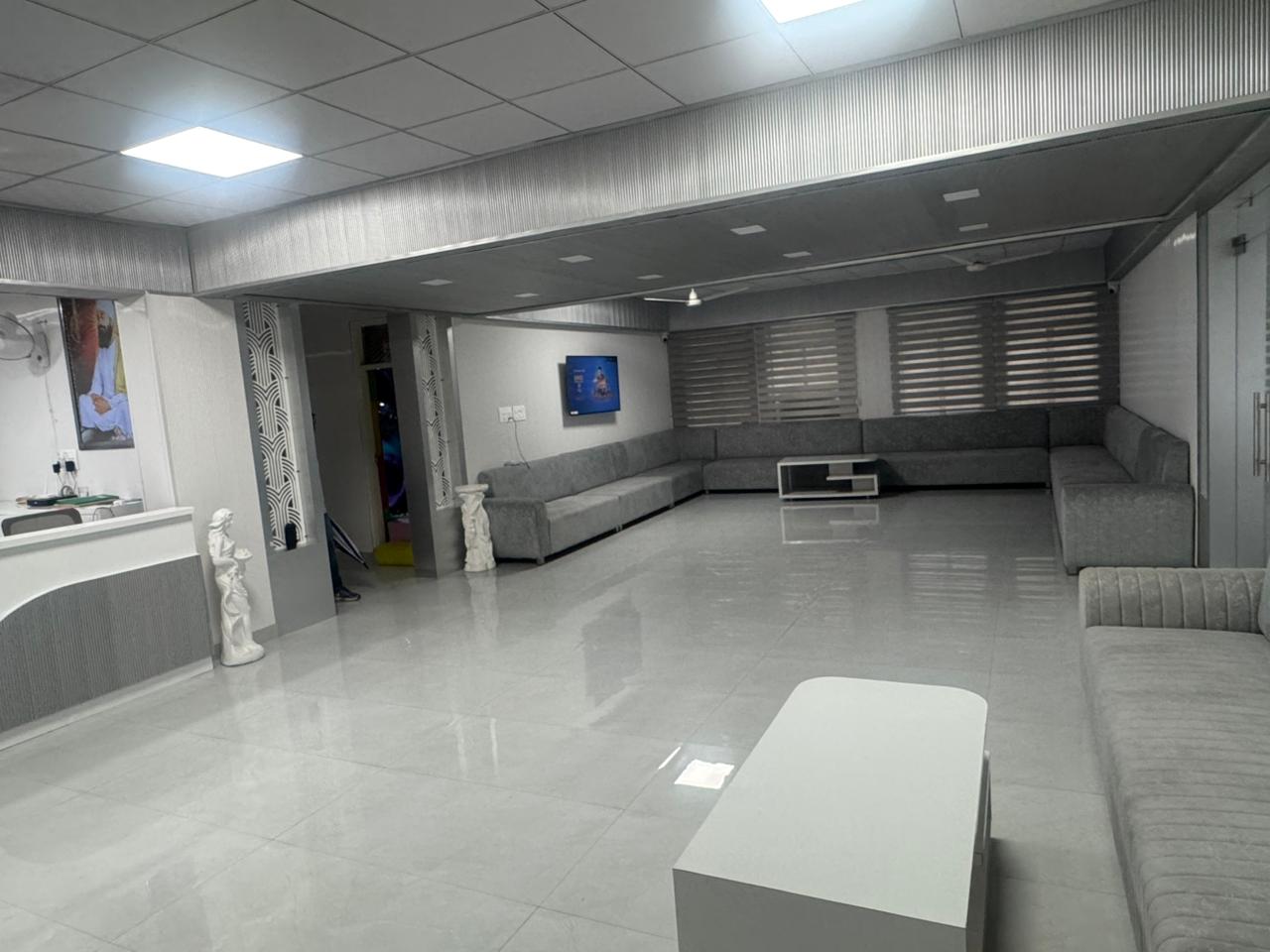 School Reception & Conference Lounge
